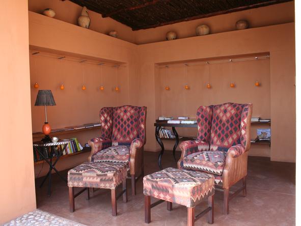Okahirongo Elephant Lodge - Lounge 